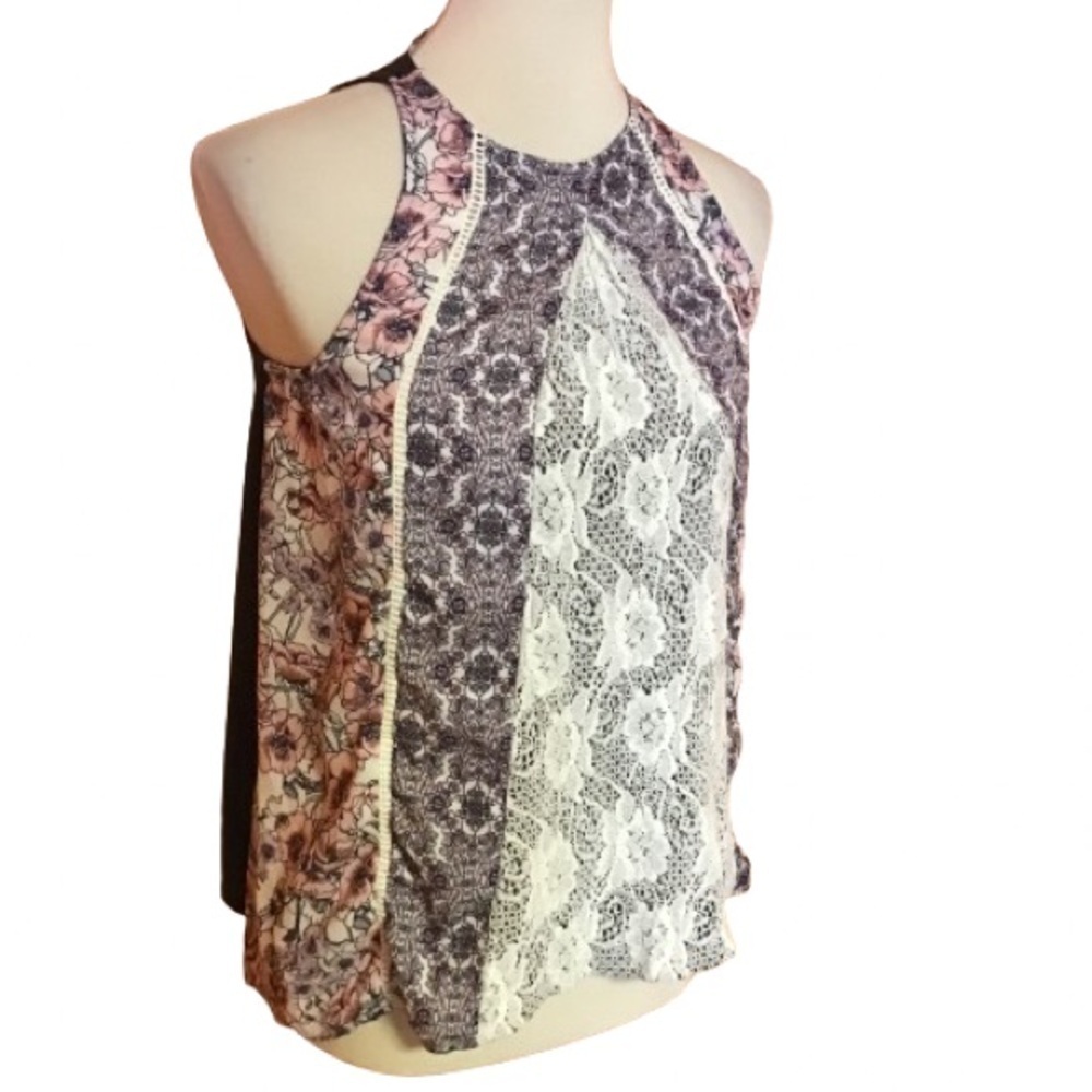 Taylor & Sage Boho Floral n lace top